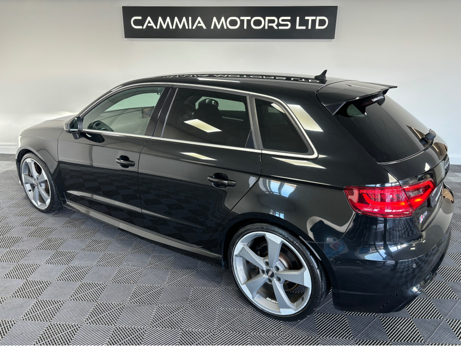 2016 Audi RS3 - image 5