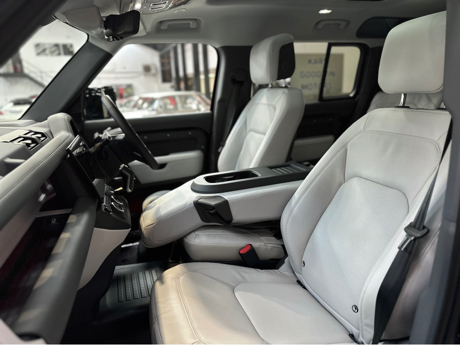 2026 Land Rover Defender - image 20