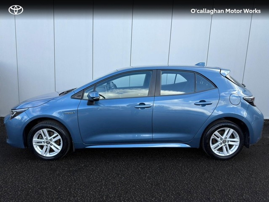 2021 Toyota Corolla - image 5