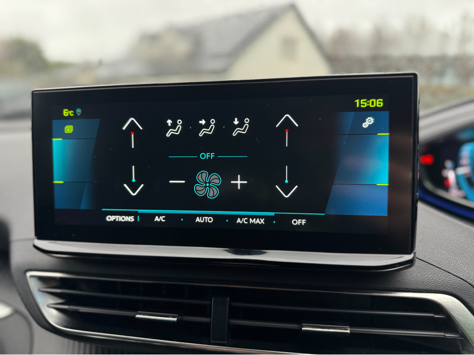 2022 Peugeot 3008 - image 13