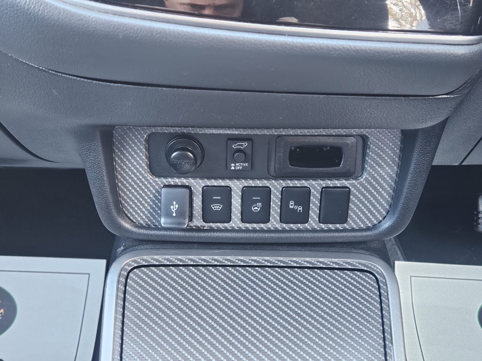 2019 Mitsubishi Outlander - image 25