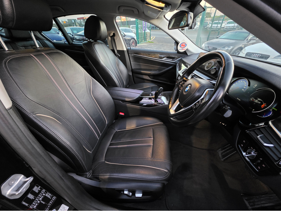 2017 BMW 5 Series ( 172 REG ) 523D LUXURY UPGRADED PACK EDITION FULL LEATHER ELECTRIC HEATED SEATS - 360 REVERCE CAMERA - PRIVACY GLASS €24,950