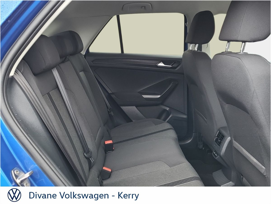 2022 Volkswagen T-Roc LIFE 2.0 TDI 116 BHP €26,950