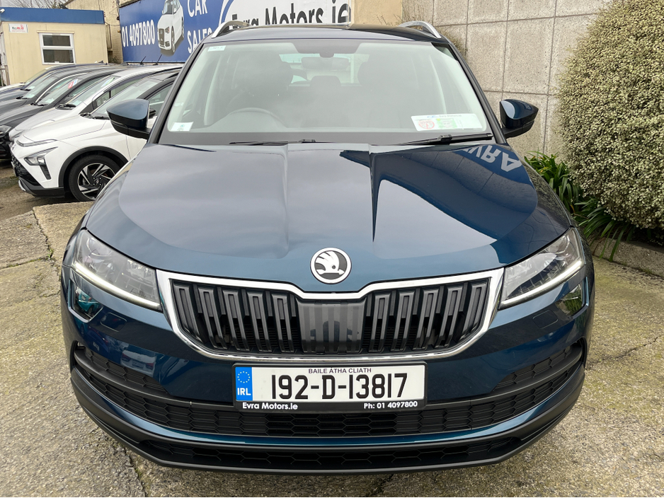 2019 Skoda Karoq - image 3