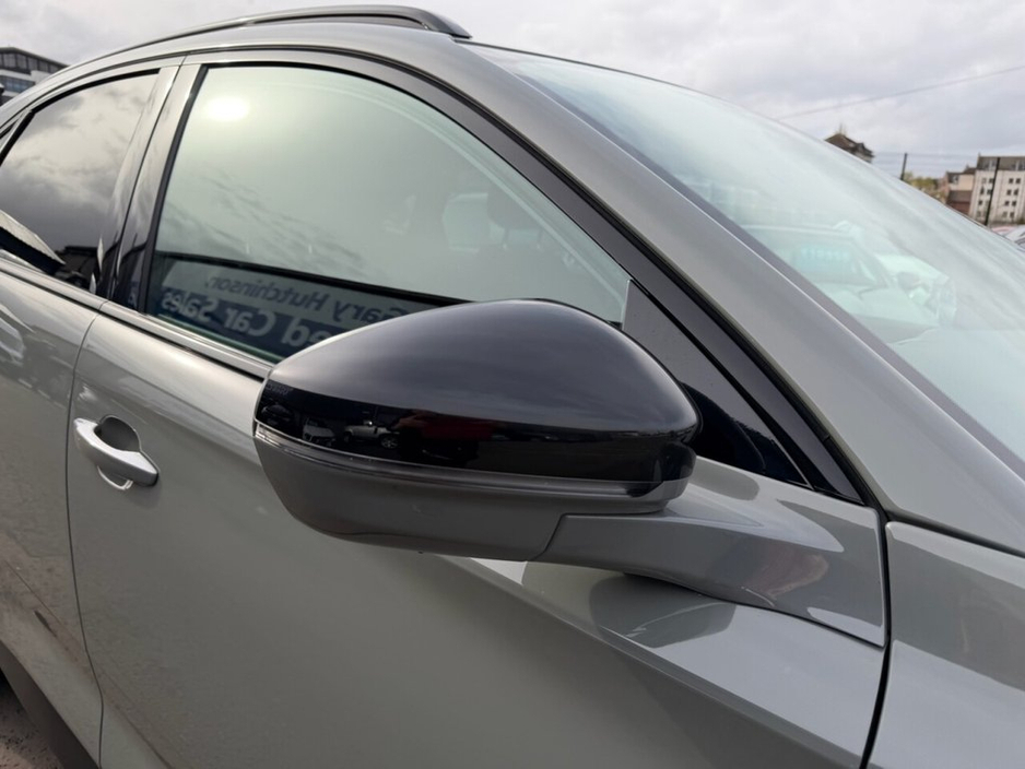 2023 DS Automobiles DS 7 - image 36