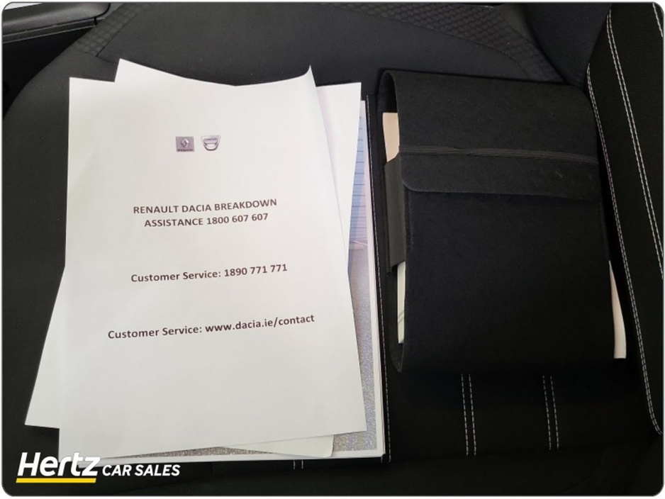 2023 Dacia Duster - image 20