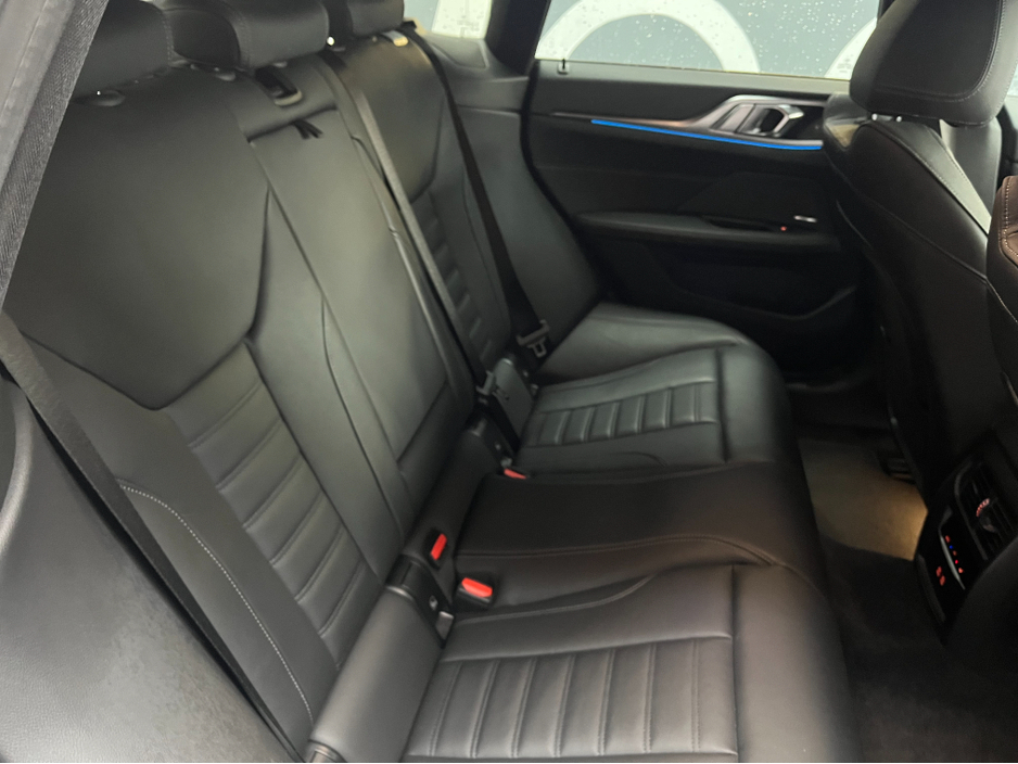 2022 BMW i4 - image 14