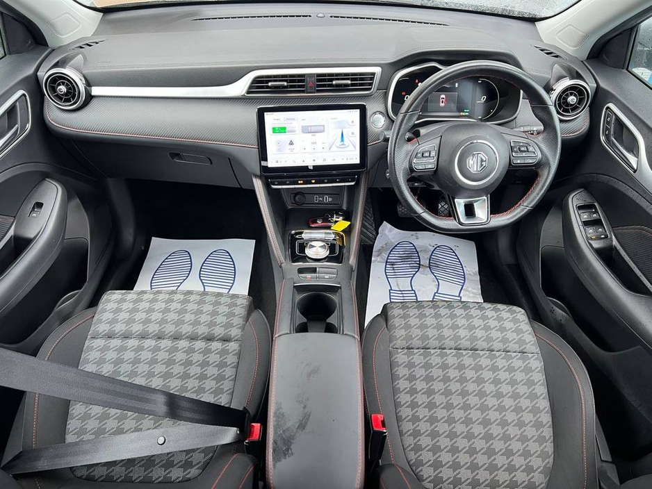 2023 MG ZS 73KWH // LONG RANGE MODEL // VERY LOW MILEAGE // APPLE CARPLAY/ANDROID AUTO €22,900