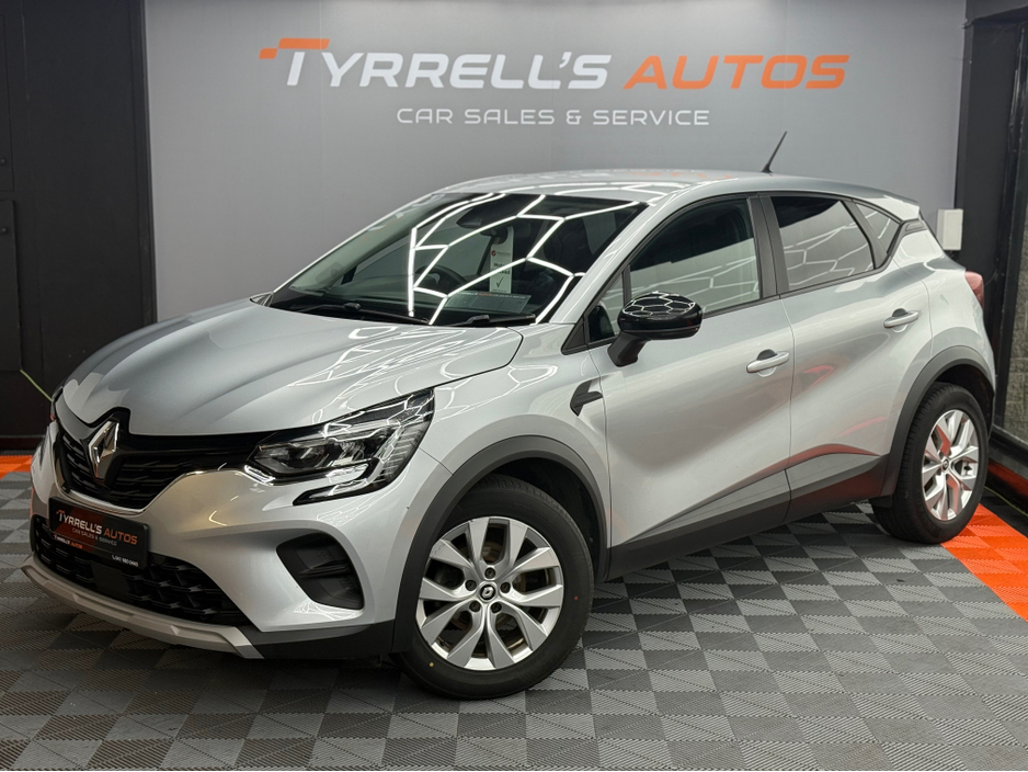 2022 Renault Captur ICONIC EDITION NAEB TCE 90 MAN €16,950