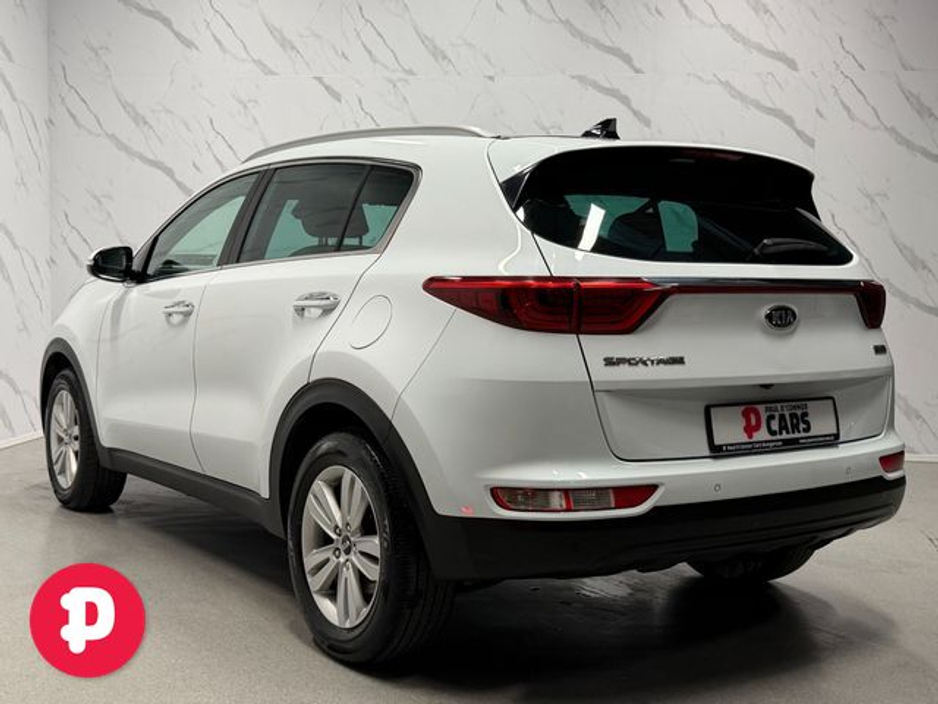 2018 Kia Sportage - image 3