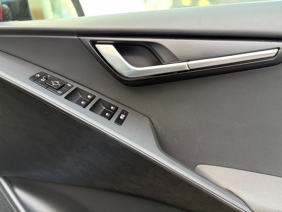 2023 Kia Niro 1.6 K4 Plug in hybrid Automatic