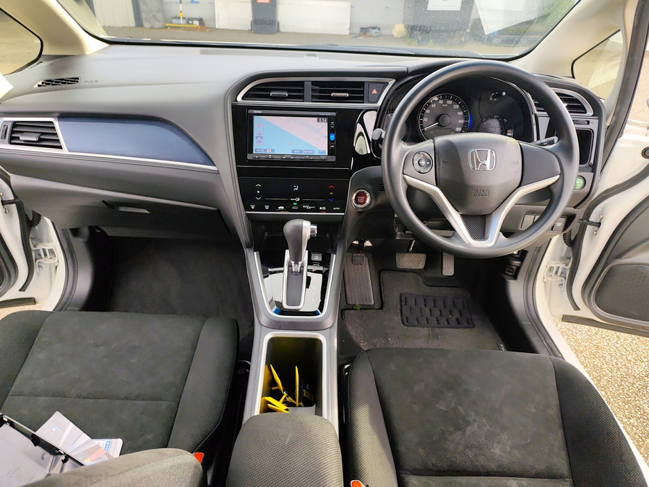 2017 Honda Shuttle - image 15