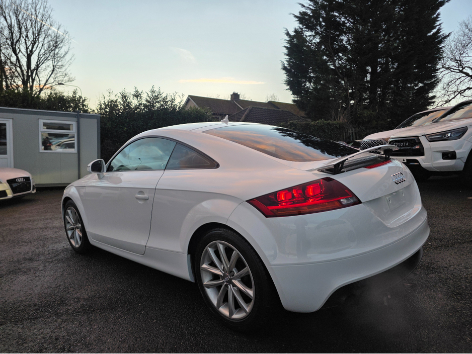 2012 Audi TT - image 10