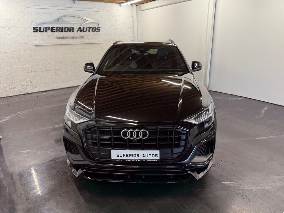 2022 Audi Q8 - image 3