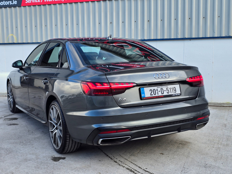 2020 Audi A4 - image 12