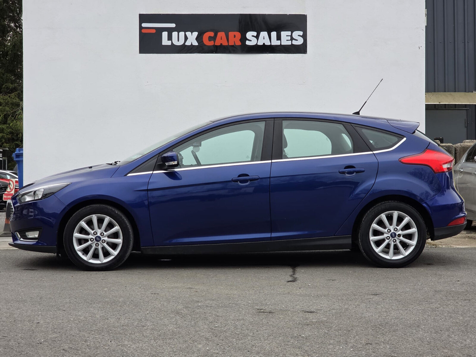 2015 Ford Focus - image 3