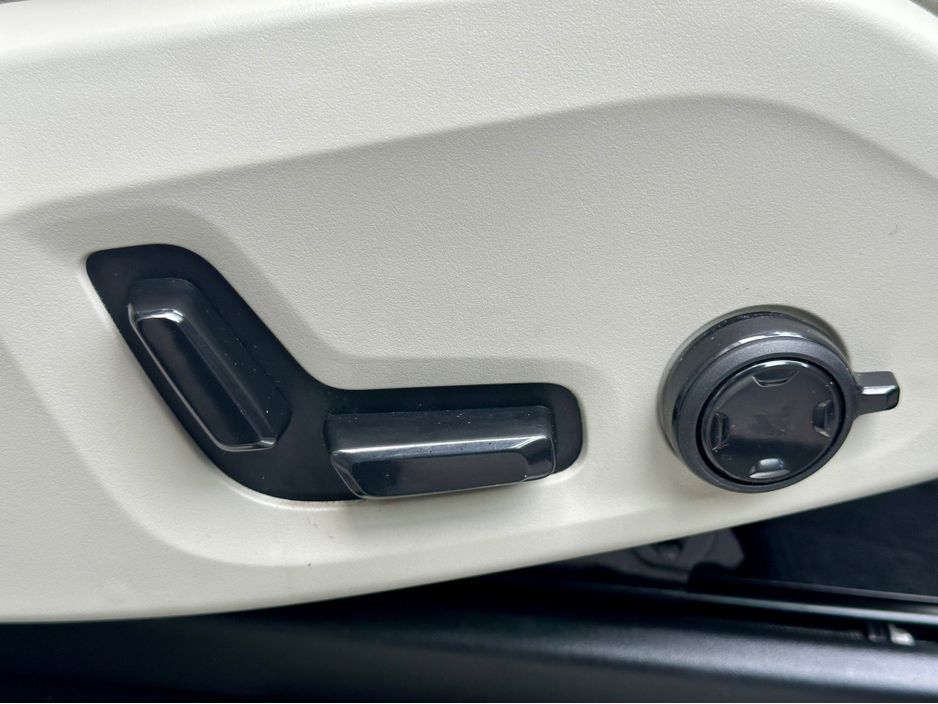 2024 Volvo XC90 ++BLONDE LEATHER++ T8 ULTIMATE RECHARGE AWD €73,950