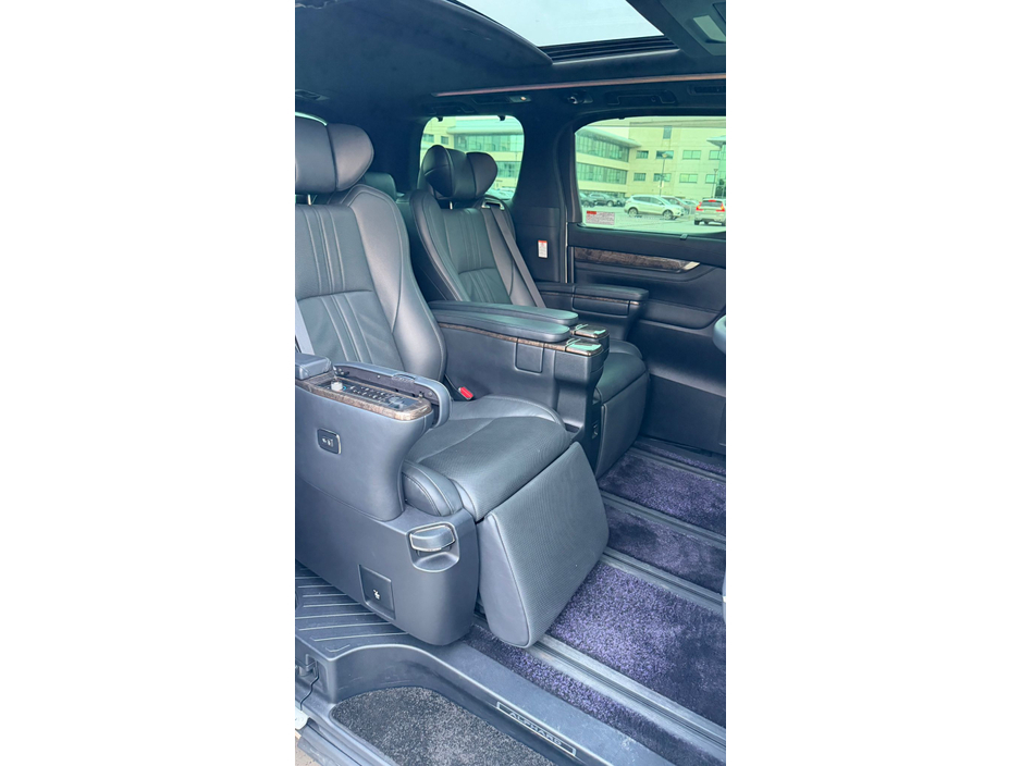 2020 Toyota Alphard 2020 / 2.5 PETROL HYBRID / AUTO €61,999