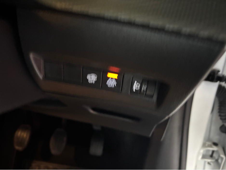 2023 Peugeot 208 - image 11