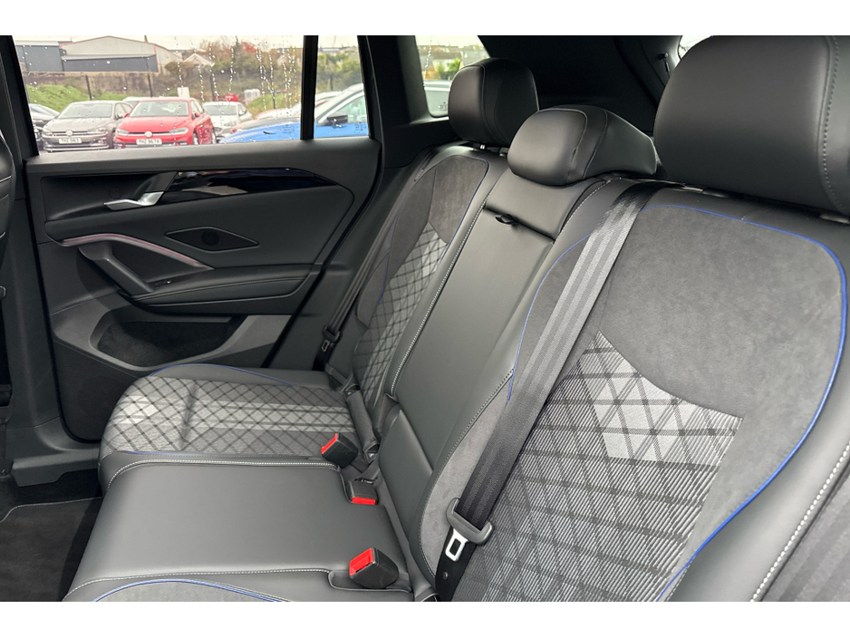 2024 Volkswagen Tiguan R-LINE TDI S-A DSG €55,300