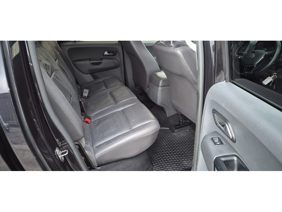 2016 Volkswagen Amarok - image 7