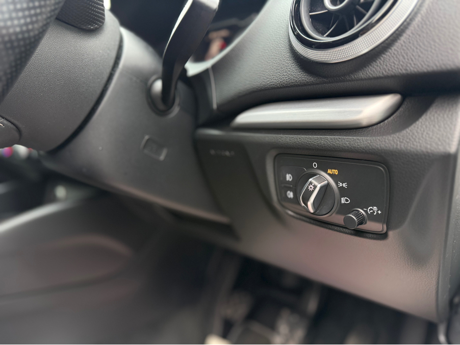 2016 Audi A3 - image 7