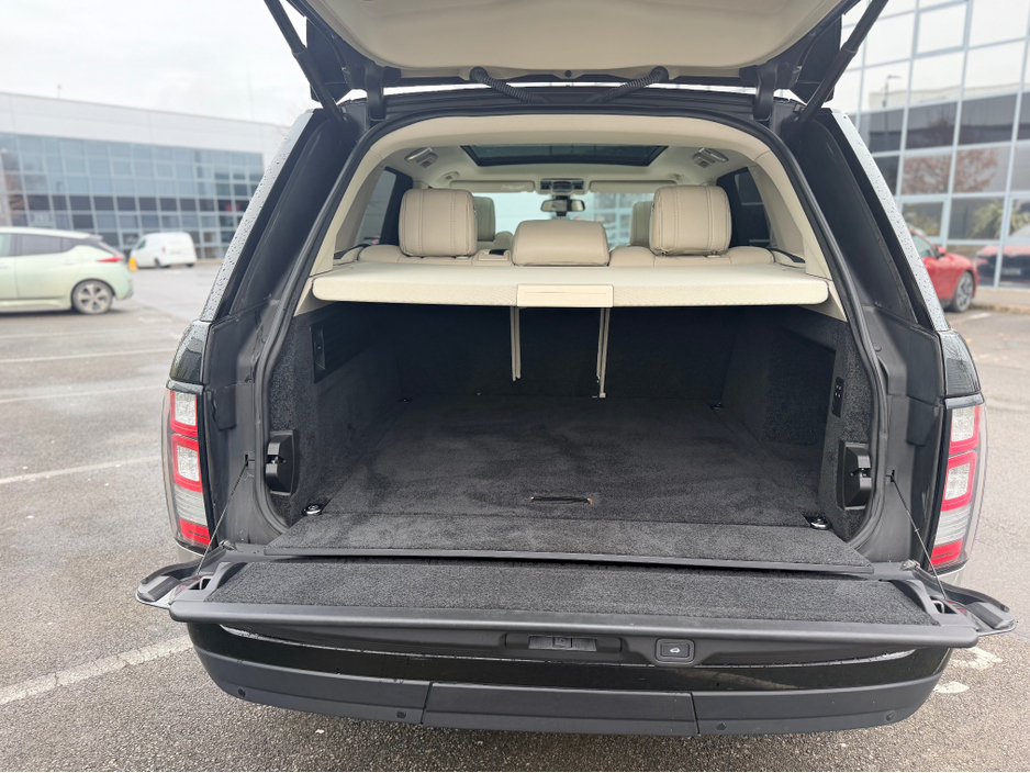 2013 Land Rover Range Rover - image 27