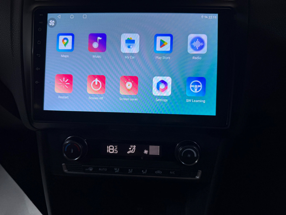 2016 Volkswagen Polo - image 13