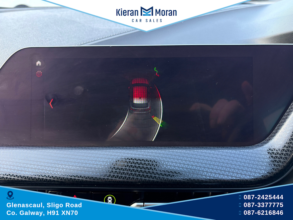 2020 BMW 1 Series - image 14