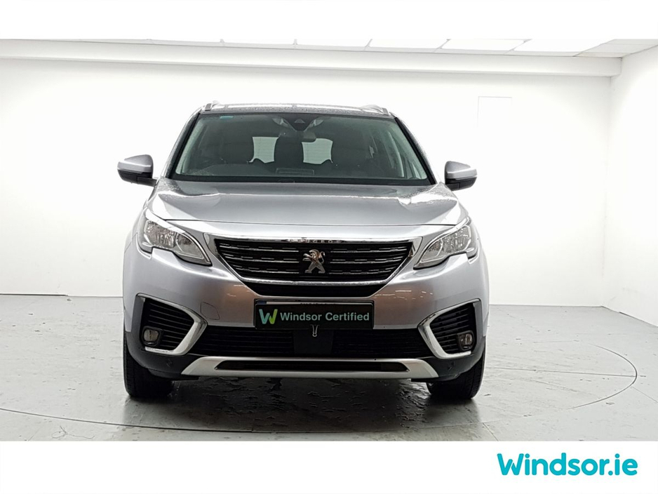 2020 Peugeot 5008 - image 9