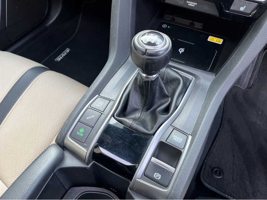 2018 Honda Civic - image 18