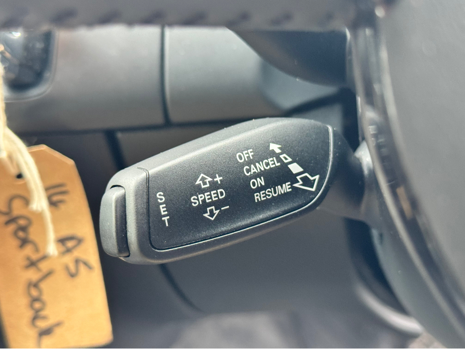 2014 Audi A5 2.0TDI 6SPD MANUAL SPORTBACK €9,950