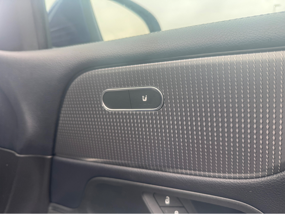 2020 Mercedes-Benz GLB 200 Auto | 7 Seats | Massive Spec | Low Mileage €32,950