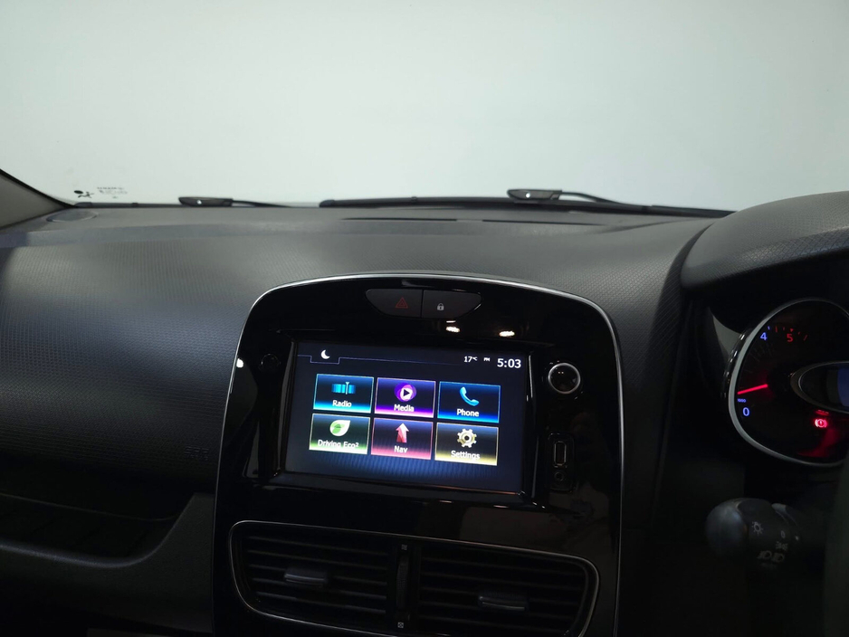 2017 Renault Clio  €10,950