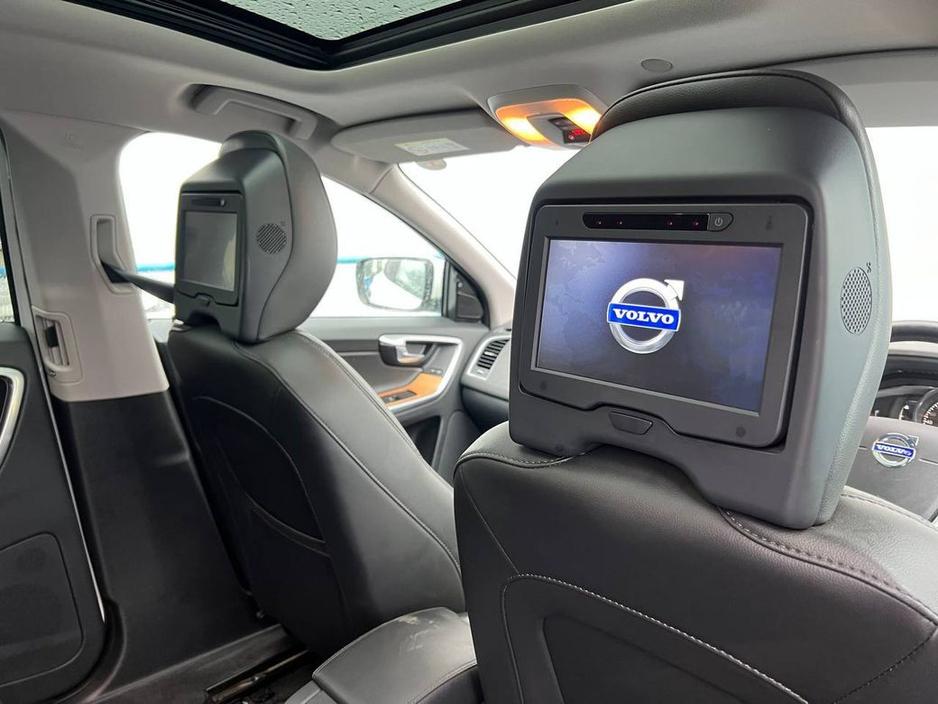 2017 Volvo XC60 D4 CLASSIC 2.0 D // OPENING PAN ROOF // LEATHER INTERIOR // DIGITAL CLUSTER €24,900