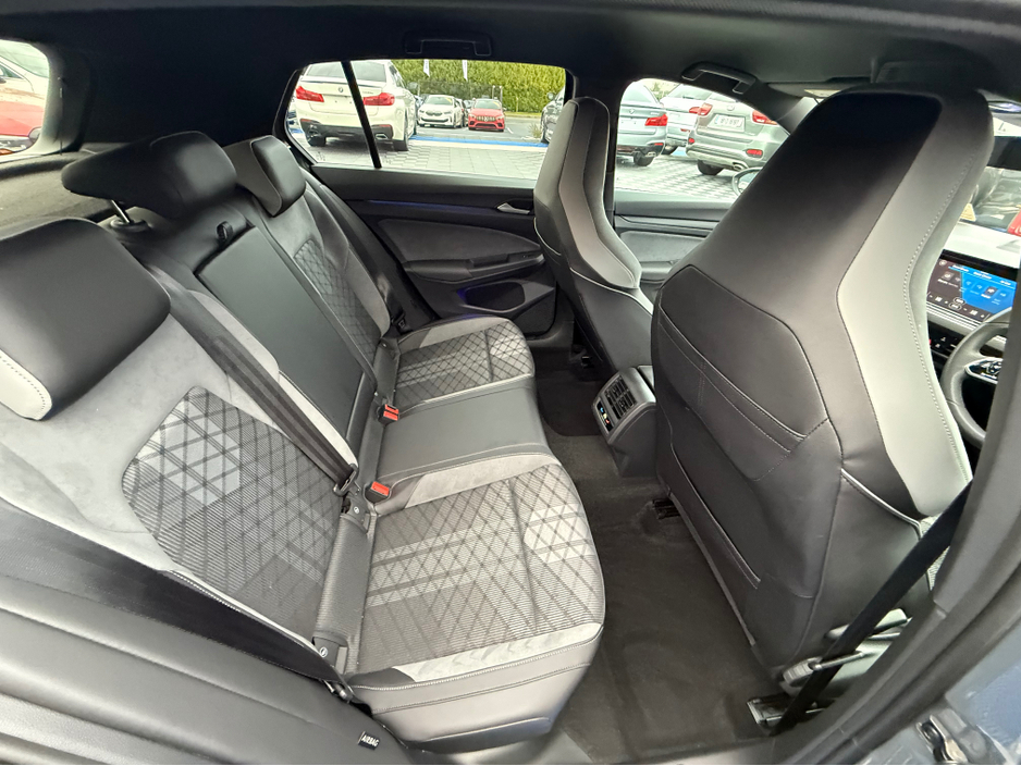 2022 Volkswagen Golf R-LINE - 2.0L DIESEL - AUTO - 12M WARRANTY - CAR:  1690 €32,950