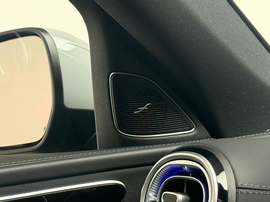 2024 Mercedes-Benz C Class C300E AMG LINE PREM PLUS *PAN ROOF* €54,990