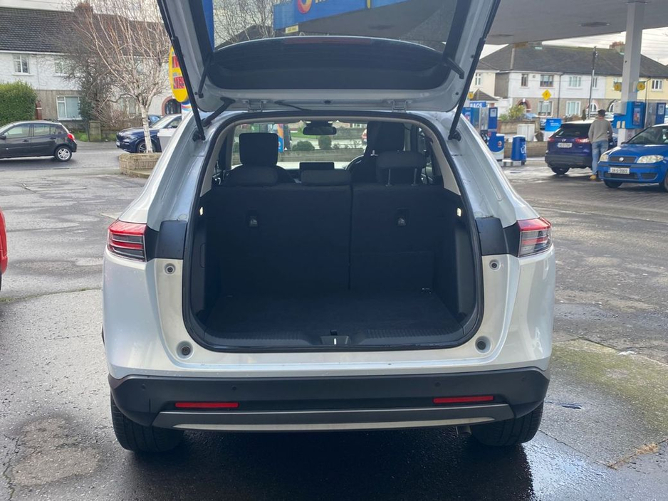 2025 Honda HR-V E:hev Elegance €38,995