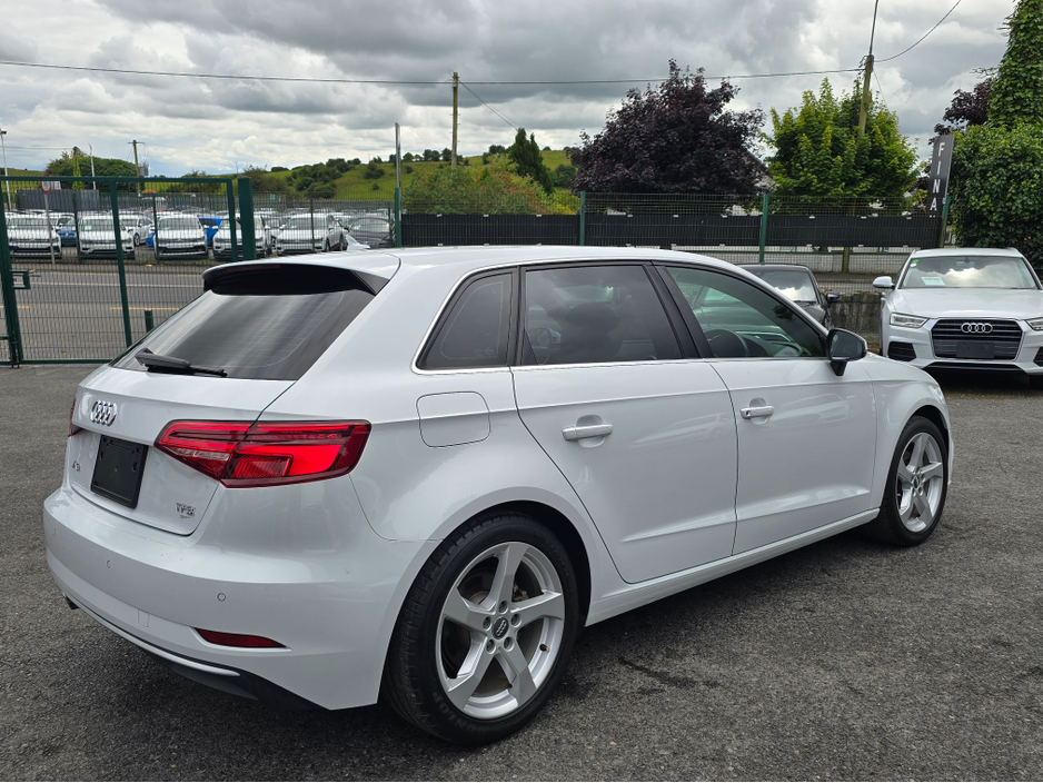 2018 Audi A3 1.4 TFSI -FULL LEATHER PACK SMARTPHONE INTERFACE- SATNAV - VIRTUAL COCKPIT - NAVIGATION REVERSING CAMERA -BLIND SPOT - PARKING SENSORS- LEATHER €21,950