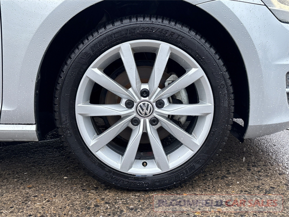 2016 Volkswagen Golf 1.4 HIGHLINE , AUTO // IMMACULATE €14,950