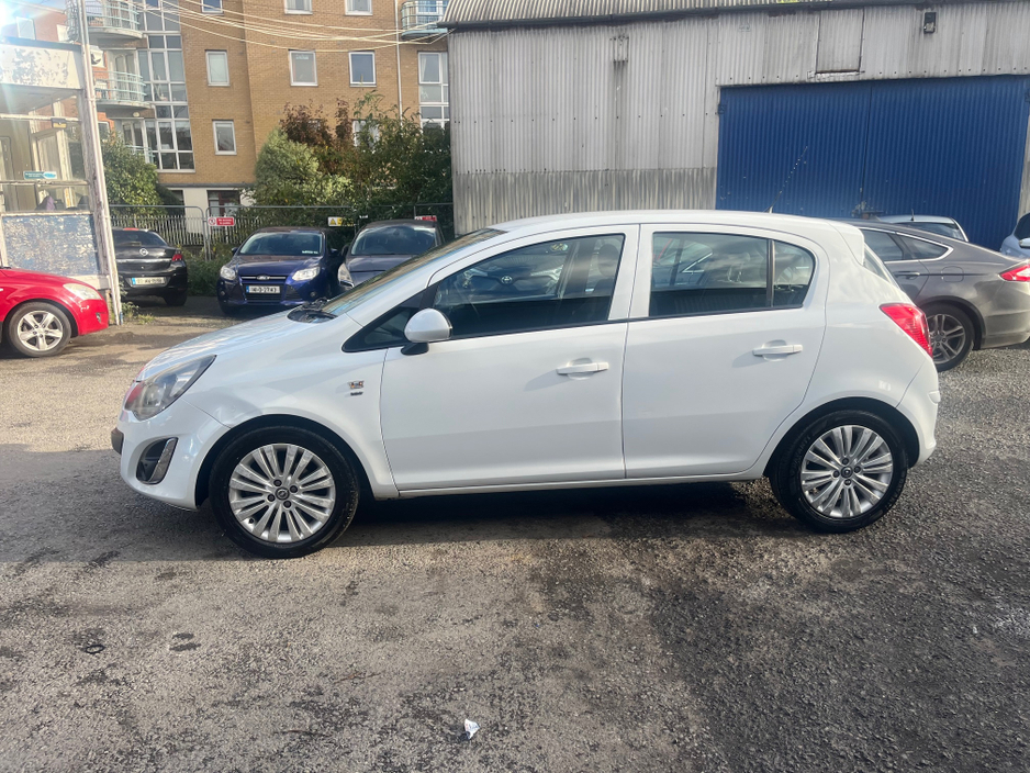 2014 Opel Corsa EXCITE 1.2I 16V 4DR €5,950