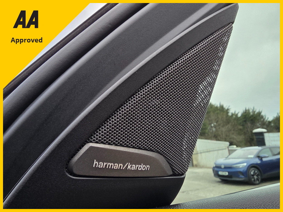 2018 BMW X4 - image 22