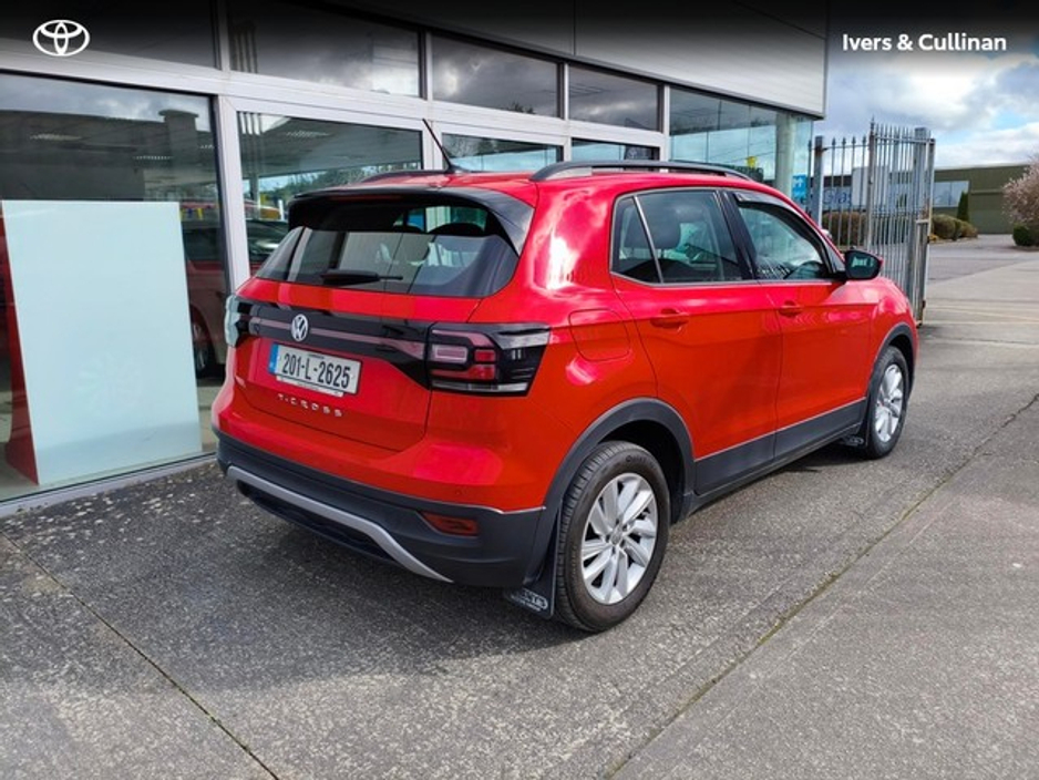 2020 Volkswagen T-Cross - image 2