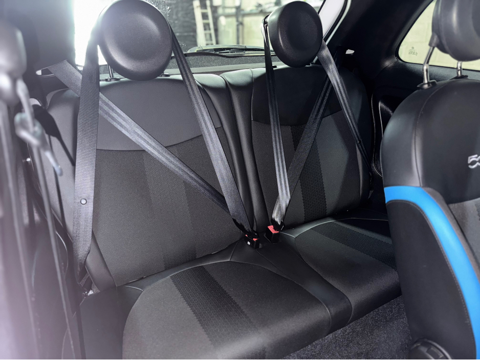 2015 Fiat 500 - image 13