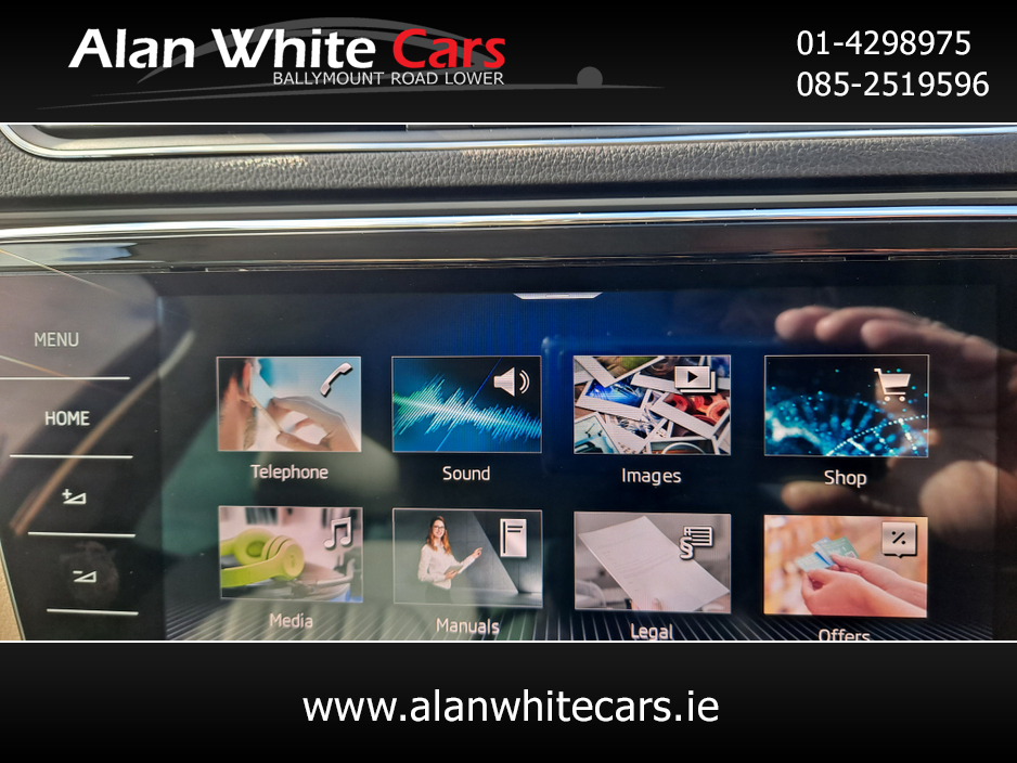 2022 Skoda Superb - image 29