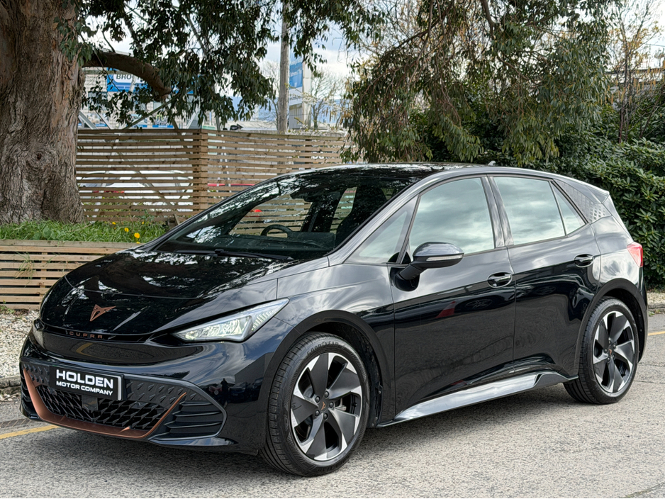 2025 Cupra Born - image 2