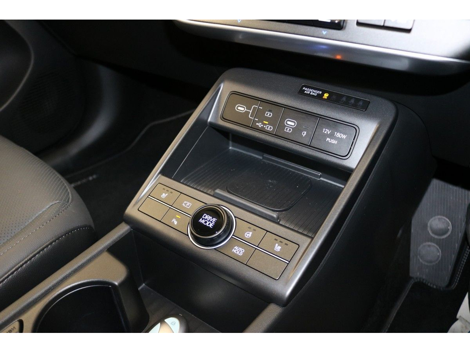 2025 Hyundai Kona - image 14