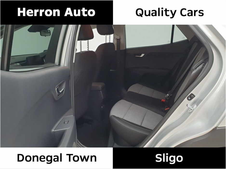 2023 Kia Stonic - image 6