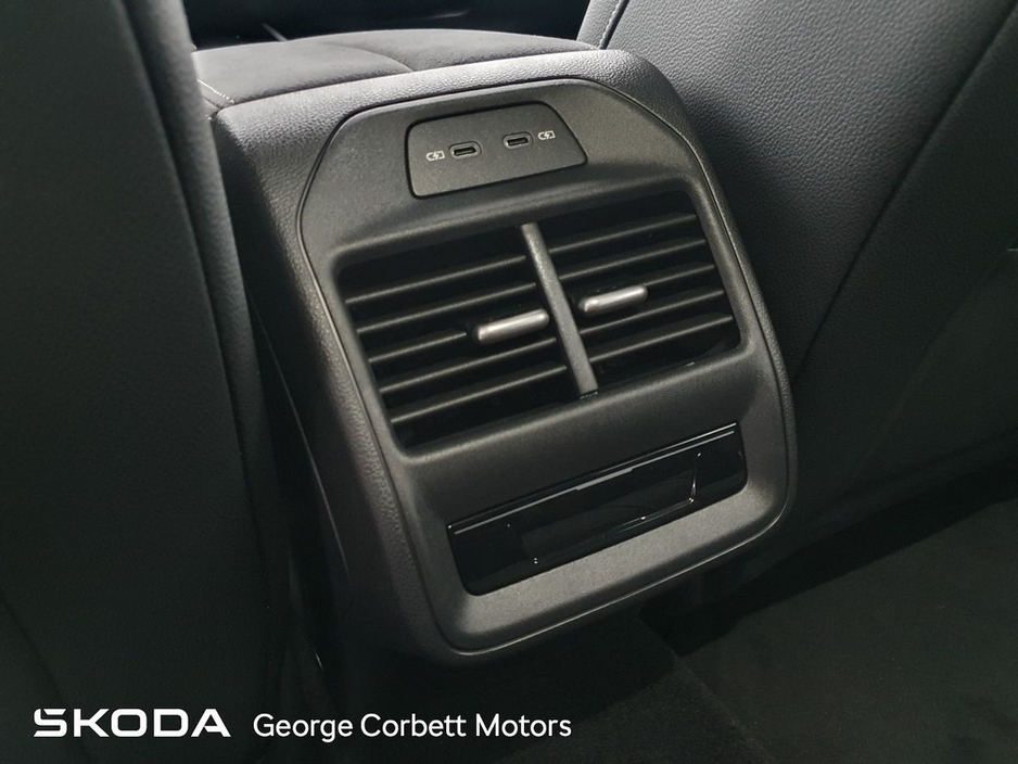 2026 Skoda Superb - image 22