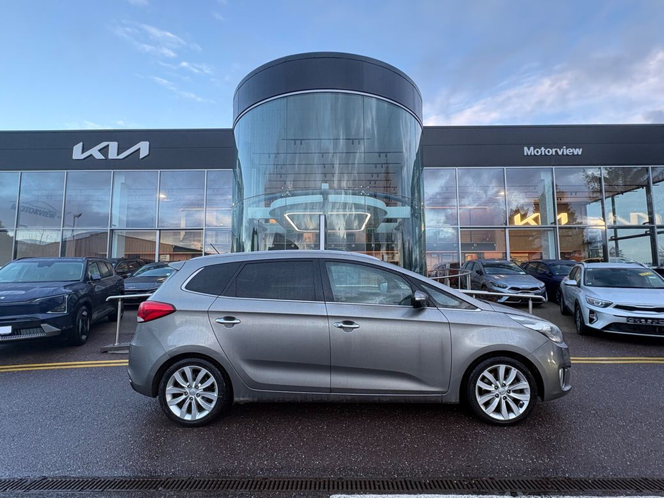 2016 Kia Carens Platinum 1.7D 7 SEATER €11,900